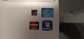 Sony  Vaio i5 averiado.