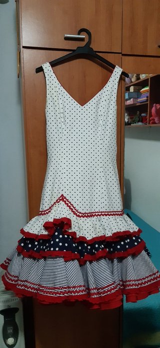Vestido de flamenca corto