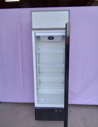 🟪 HT -  Armario Expositor 1 Puerta 
