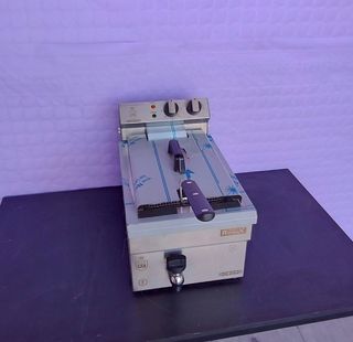 🟪 HT - Freidora 10 Lts con Grifo