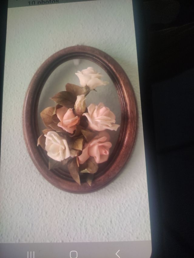 Varios cuadros hechos de miga de pan