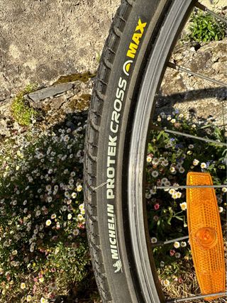 Bici hibrida edicion especial