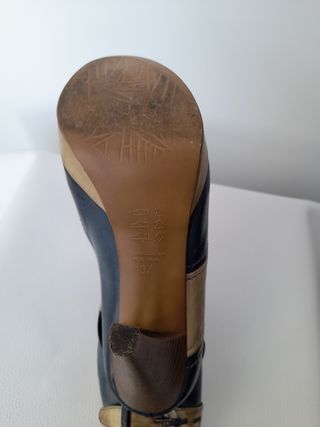 Zapatos de piel. Beige y azul jeans. T37