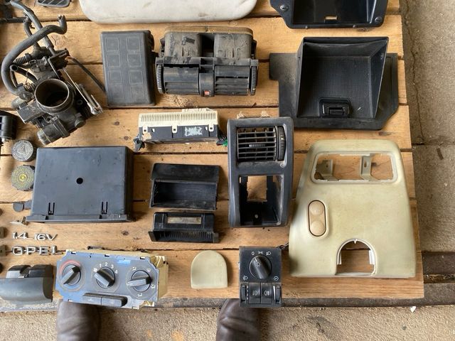 Piezas Opel Astra G, quadrante, modelo AC, etc. | Usada