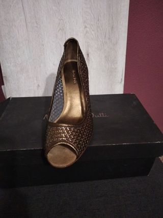 Zapatos salón de tacon