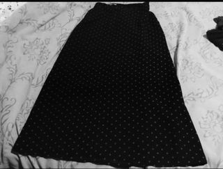 Falda negra de verano