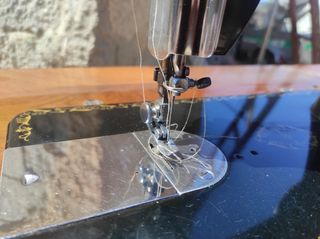 Maquina de coser Alfa