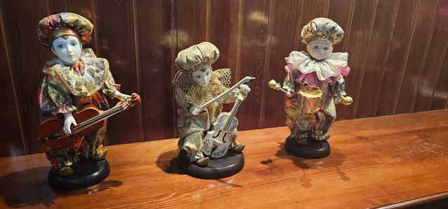 Trío de arlequines musi,carita porcelana
