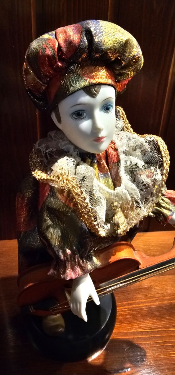 Trío de arlequines musi,carita porcelana