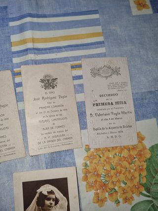 12 estampitas-recordatorios de 1914, 1918,...