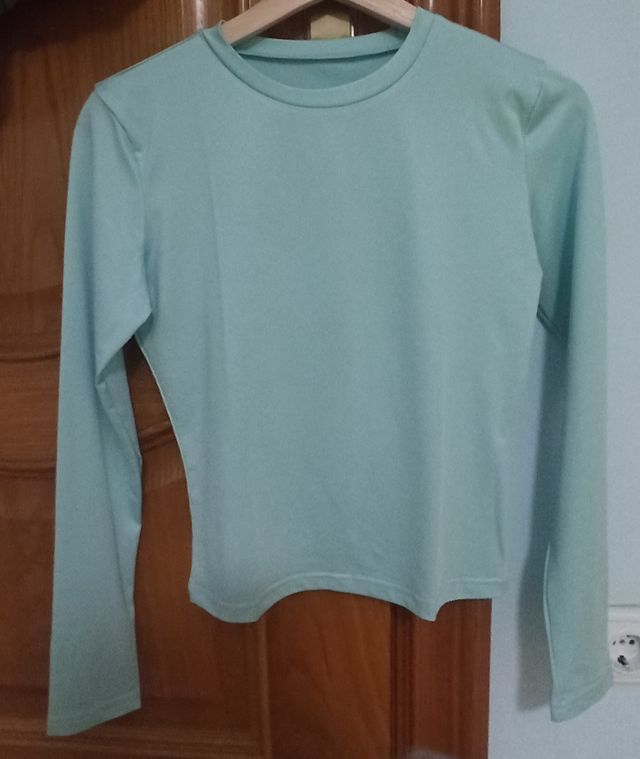 Vendo Camiseta azul celeste