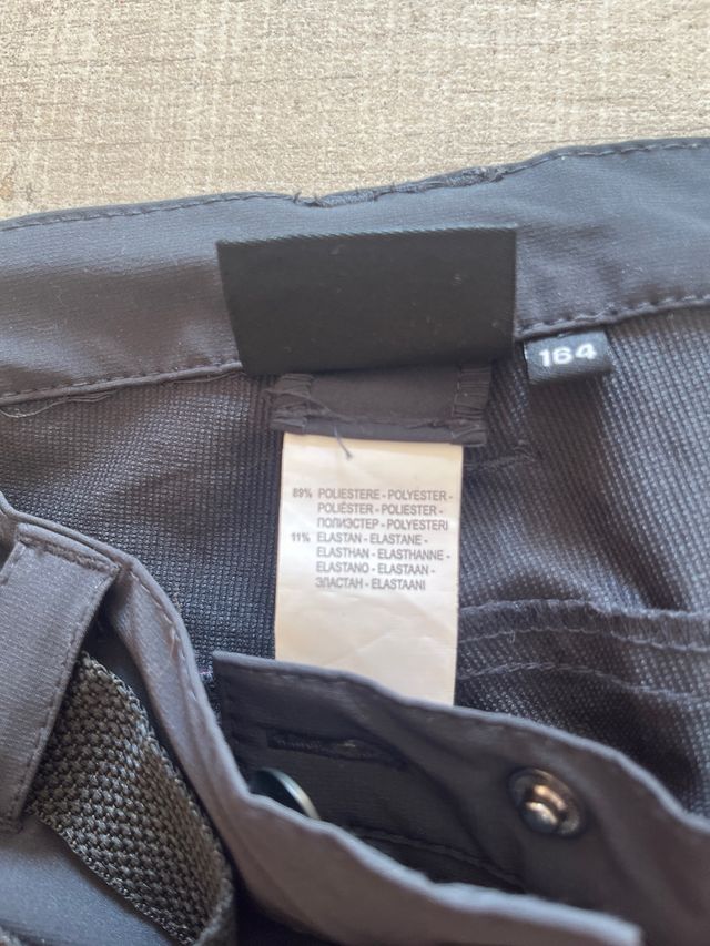 pantaloni da montagna