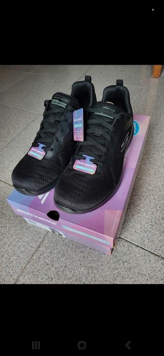 Scarpe Skechers nere n. 39