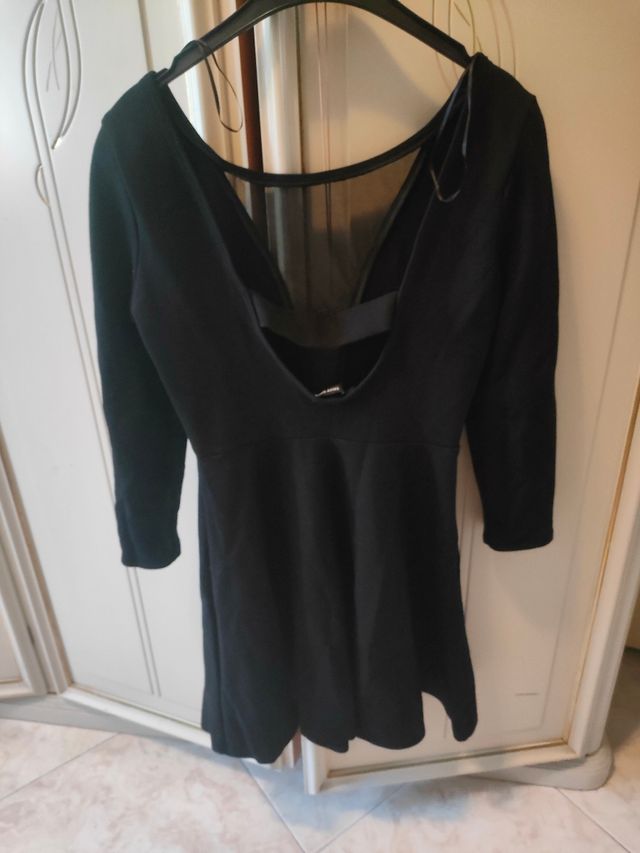 Vestito nero maniche 3/4