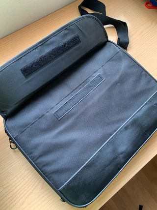 Maletin para ordenador portatlil Trust