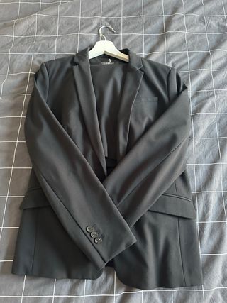 Traje de mujer formal