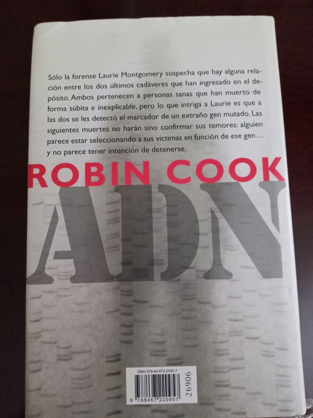 Libro ADN de Robin Cook