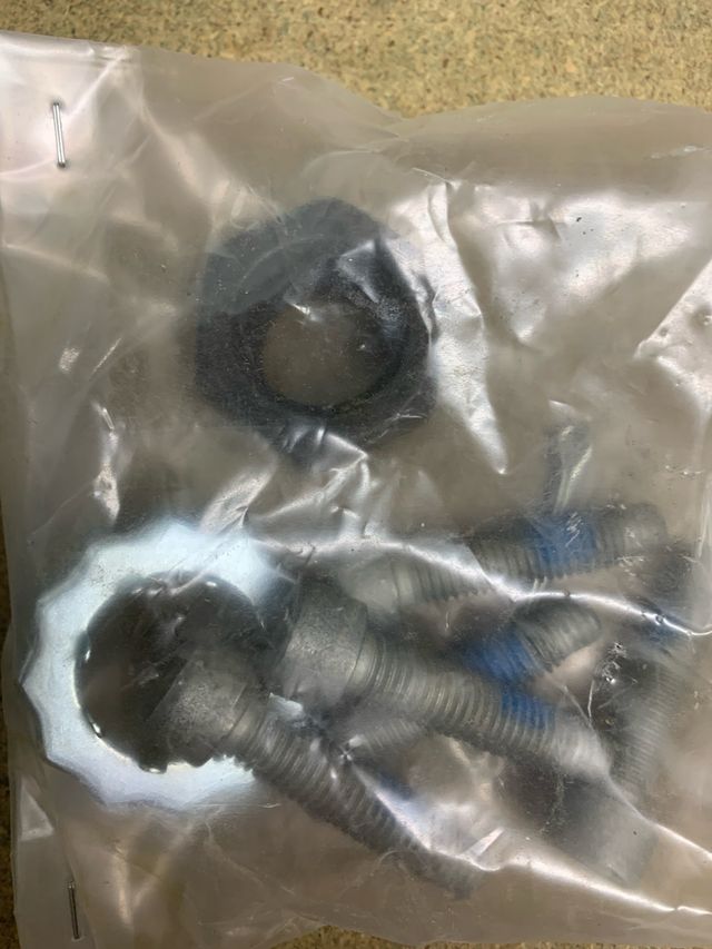 Buje Ford Transit / Tourneo. Rfe. 1377907