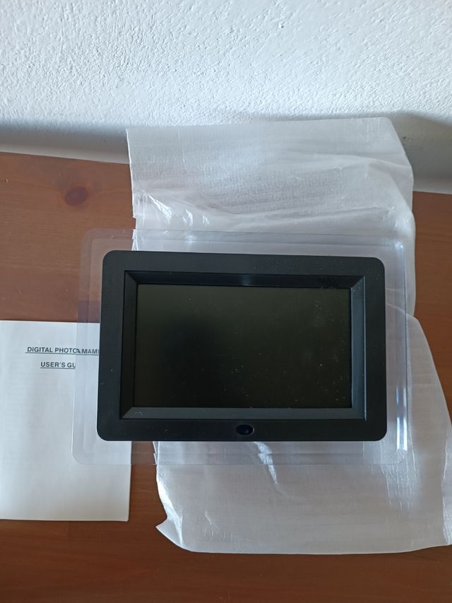 Cornice per foto digitale 16.5x23.5 cm