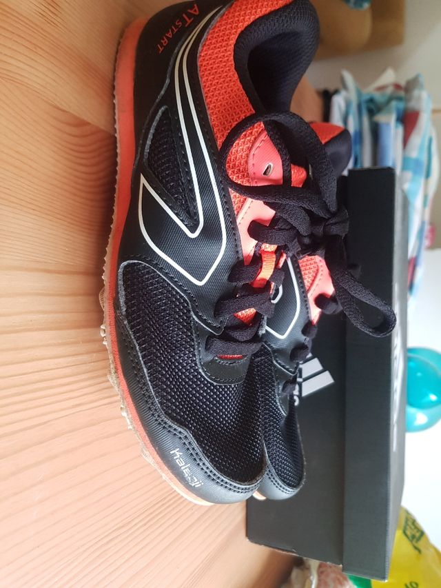 Zapatillas atletismo clavos num34 Kalenji