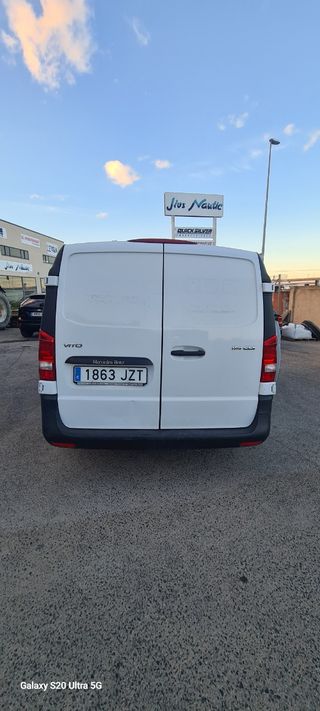 Mercedes-Benz Vito 2017 290 eur/mes.
