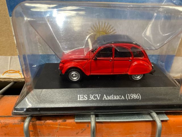 1/43 Irs 3cv America 1986 coche escala