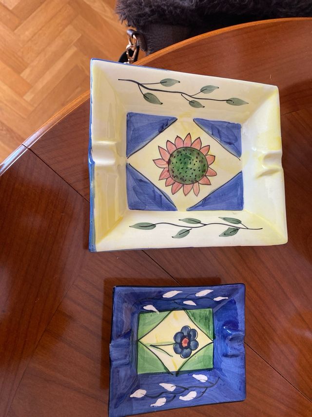 2 ceniceros de ceramica