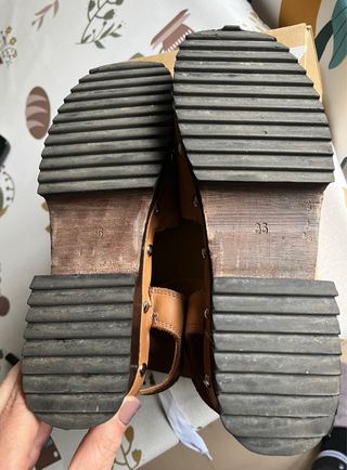 Zuecos piel Zara niña numero 35