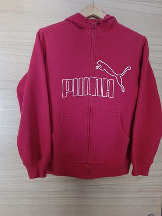 Chaqueta Puma roja con capucha 