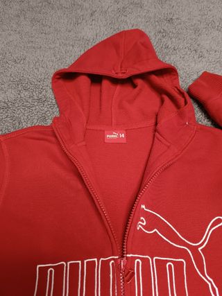 Chaqueta Puma roja con capucha 