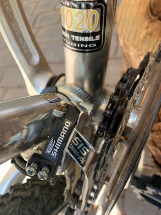 Bicicleta Monty 1020 high tensile tubing.