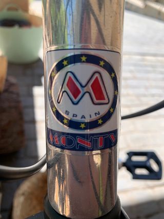 Bicicleta Monty 1020 high tensile tubing.