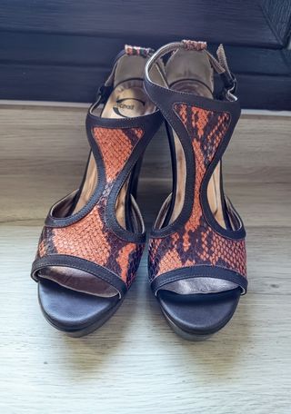 Zapatos cuñas Just cavalli.