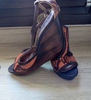 Zapatos cuñas Just cavalli.