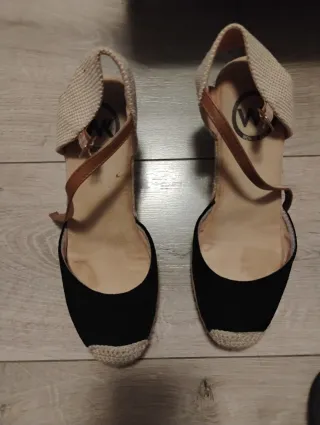 Sandalia cuña 38