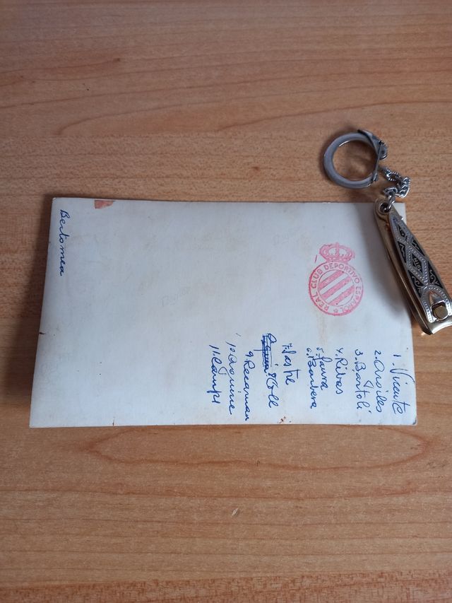 tarjeta postal antigua+llavero Español🔵🤍