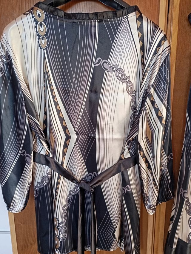 Completo Blusa e gonna