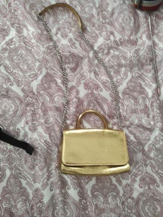 Bolso fiesta dorado zara