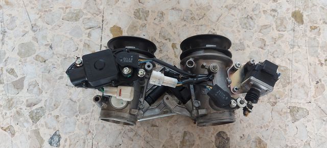 KTM RC8 1190 Corpo farfallato