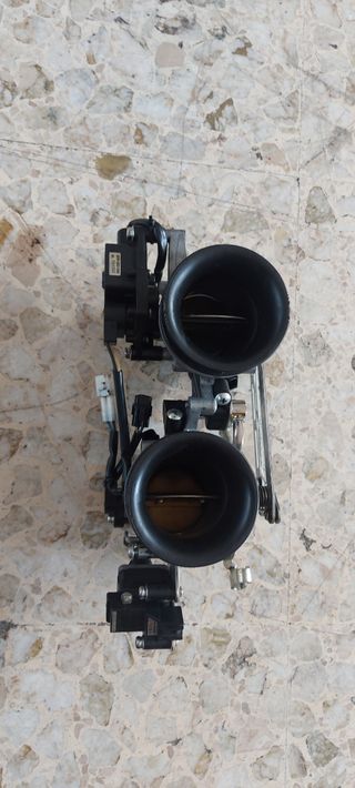 KTM RC8 1190 Corpo farfallato