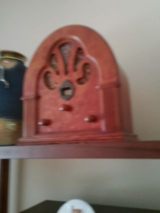 Radio antigua de Madera