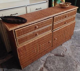 Aparador mimbre y bambu.(15%DESCUENTO. )