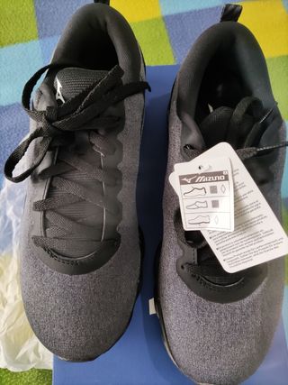 Zapatillas Mizuno Ezrun 2, talla 37