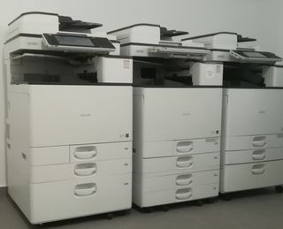 VENTA DE FOTOCOPIADORA A COLOR RICOH