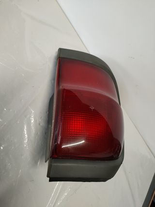 ✅PILOTO TRASERO IZQUIERDO TERRANO II