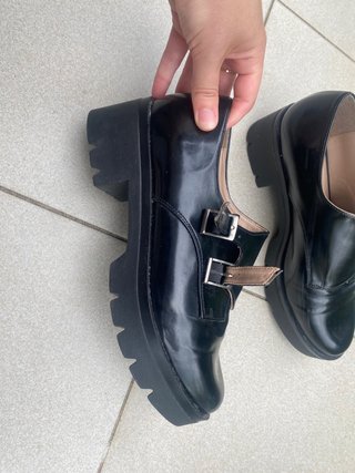 Zapatos negros piel