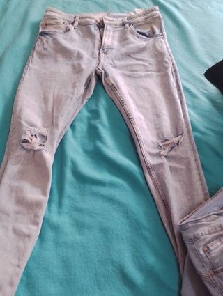 Pantalones vaqueros de Bershka