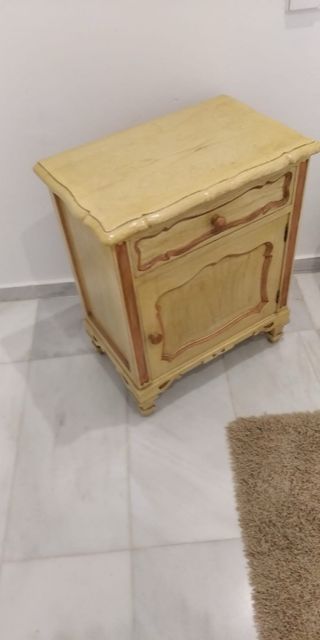 Conjunto 2 cabeceros y mesita noche