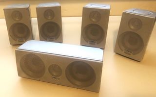 Home Cinema Philips FR 984 + DVD SONY DVP-NS32