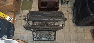 Chollo Máquina de escribir antigua